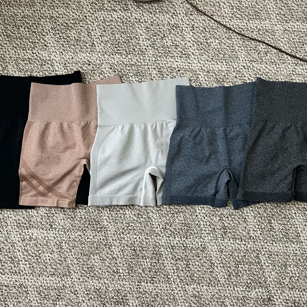 5 piece - workout shorts